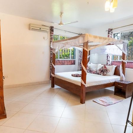 Queens Chateau Boutique Villa Diani Beach Εξωτερικό φωτογραφία