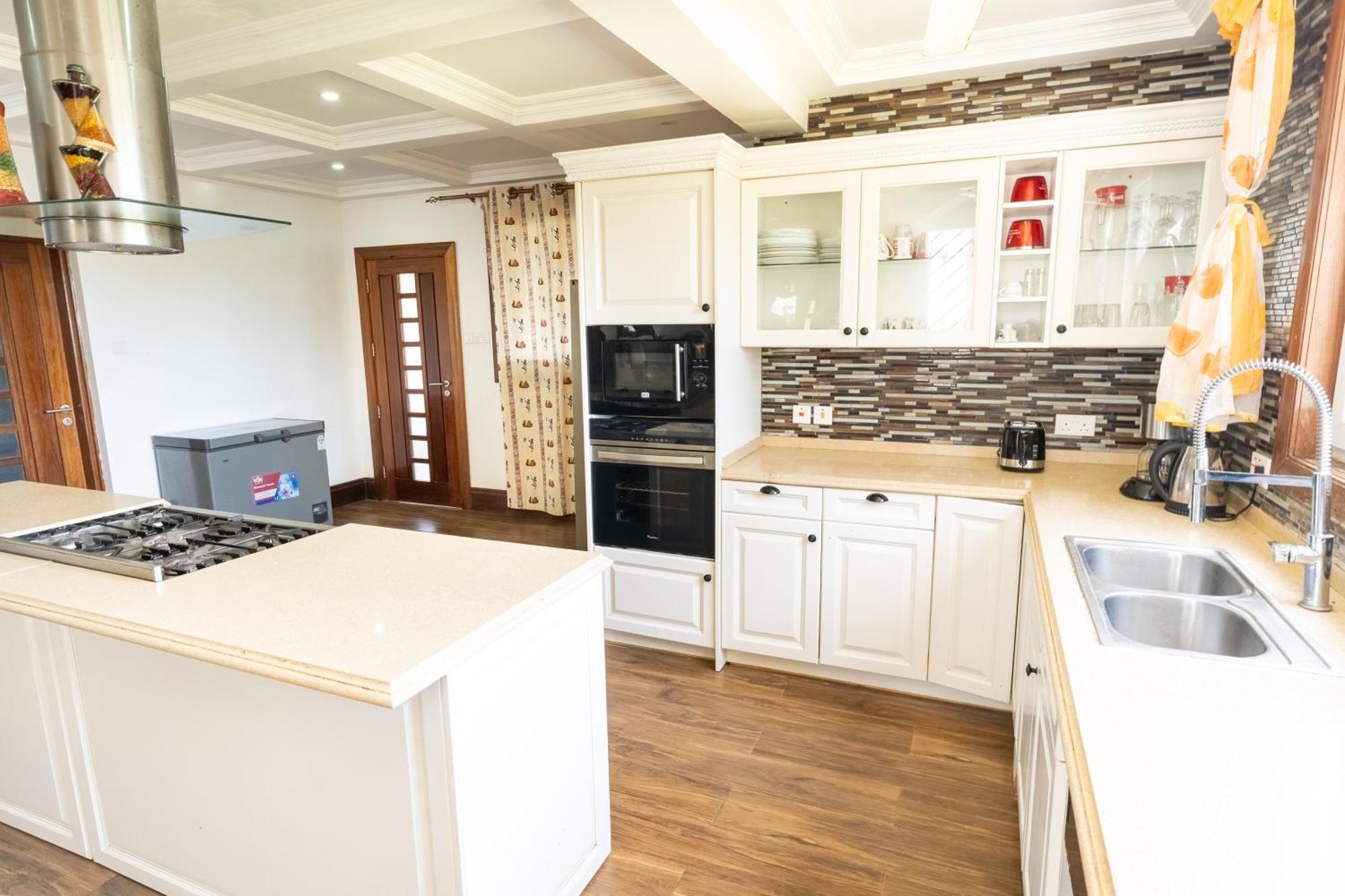 Queens Chateau Boutique Villa Diani Beach Εξωτερικό φωτογραφία