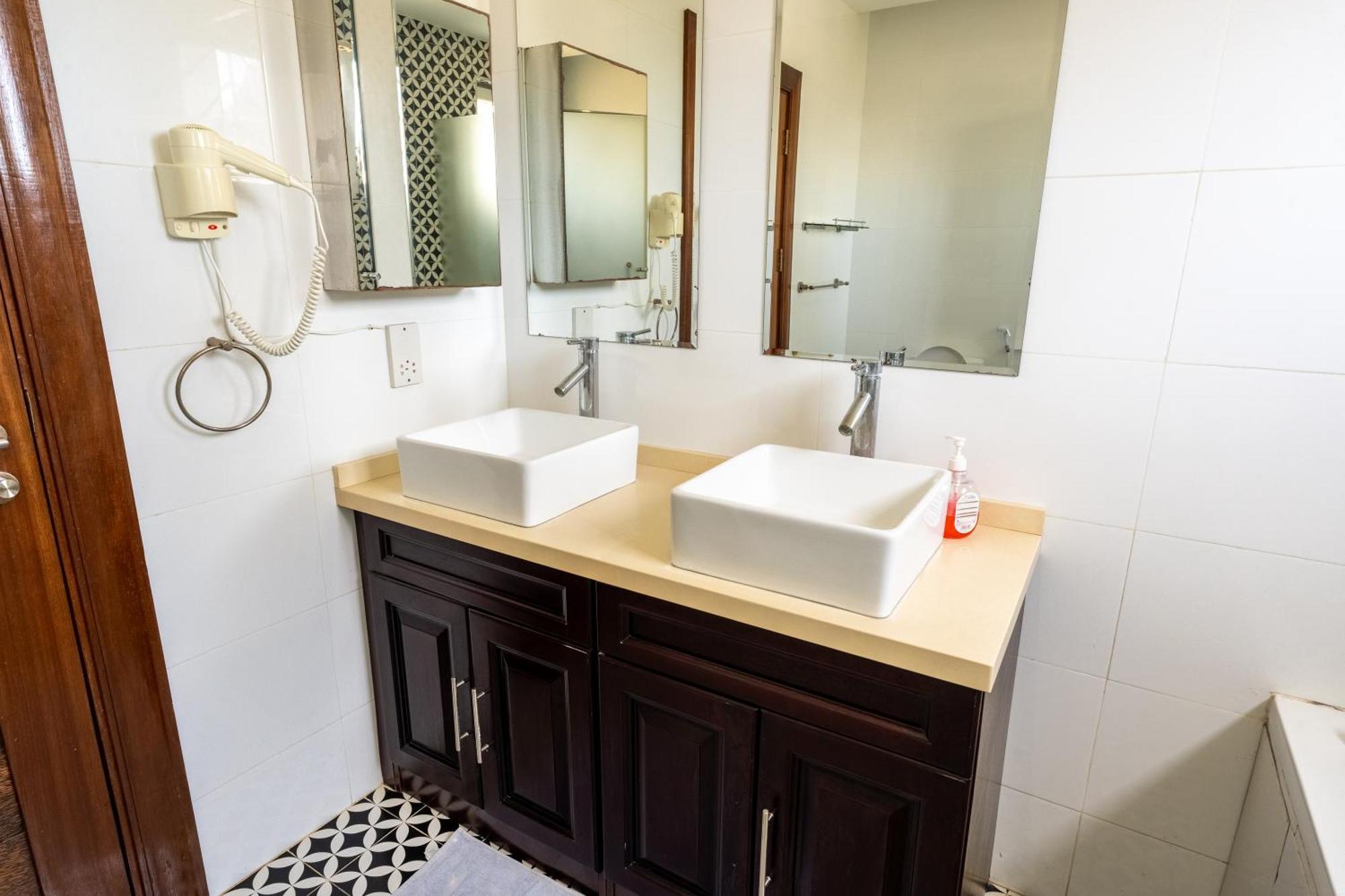 Queens Chateau Boutique Villa Diani Beach Εξωτερικό φωτογραφία